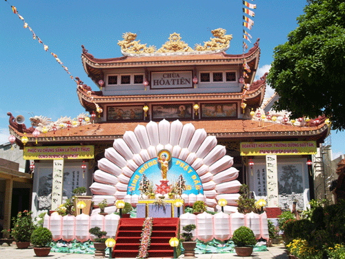 Chùm Ảnh: Những Lễ Đài Kính Mừng Phật Đản Pl.2555 - 2011 Tại Tp.Đà Nẵng |  Giác Ngộ Online