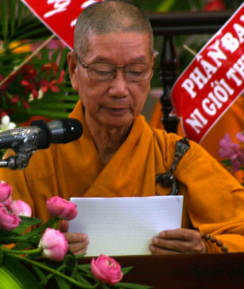 Trung ương Giáo hội - Thành hội PG TP.HCM tổ chức lễ húy nhật cố Đại lão HT. Thích Thiện Hào và tưởng niệm chư vị tiền bối hữu công ảnh 4 tuongniem-11.gif