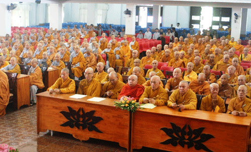 Trung ương Giáo hội - Thành hội PG TP.HCM tổ chức lễ húy nhật cố Đại lão HT. Thích Thiện Hào và tưởng niệm chư vị tiền bối hữu công ảnh 5 tuongniem-5.gif