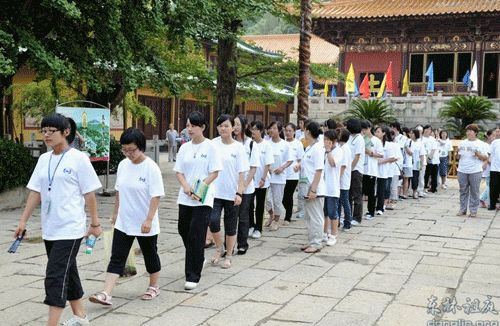 Trung Quốc: Trại hè Văn hóa Tịnh Độ tại chùa Đông Lâm ảnh 2 traihe-2-a.gif