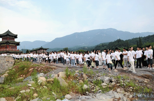 Trung Quốc: Trại hè Văn hóa Tịnh Độ tại chùa Đông Lâm ảnh 6 traihe-6.gif