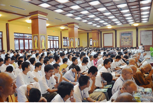 Trung Quốc: Trại hè Văn hóa Tịnh Độ tại chùa Đông Lâm ảnh 8 traihe-8.gif