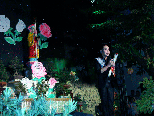 Đà Nẵng: Tôn vinh Mẹ với chủ đề “Đôi gánh sờn vai” ảnh 14 demvulan-22.gif