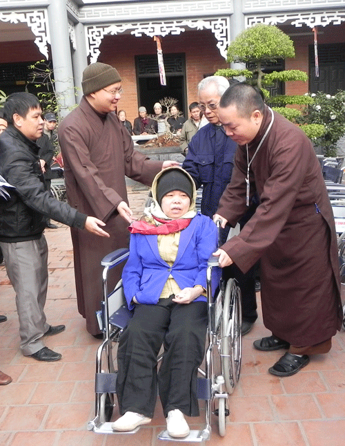 Chùa Vọng Cung với chương trình “Chăn ấm mùa đông” ảnh 2 vongcung-1.gif