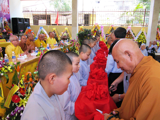 TP.Đà Nẵng: Khánh thành Trường Trung cấp Phật học ảnh 5 khanhthanh-5.gif