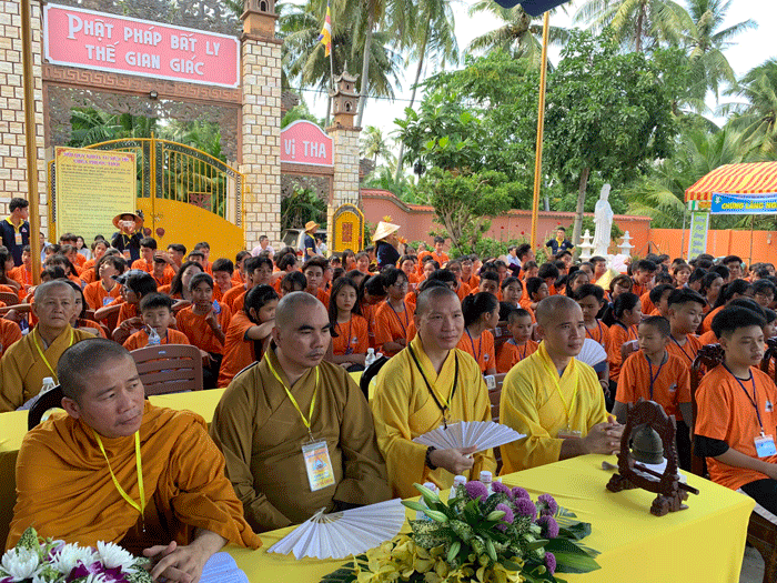 Tiền Giang: Khóa tu “Sống chậm để lắng nghe” ảnh 1 v13.gif