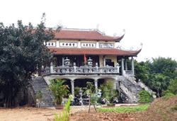 Ngôi chùa mới xây không phép - Ảnh: Anh Tuấn