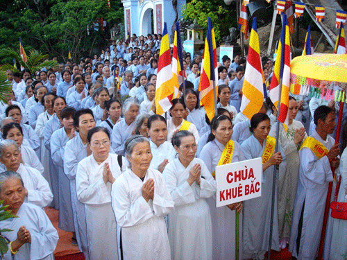 Đà Nẵng: Phật giáo quận Ngũ Hành Sơn tổ chức Đại Lễ Phật Đản PL 2555- 2011