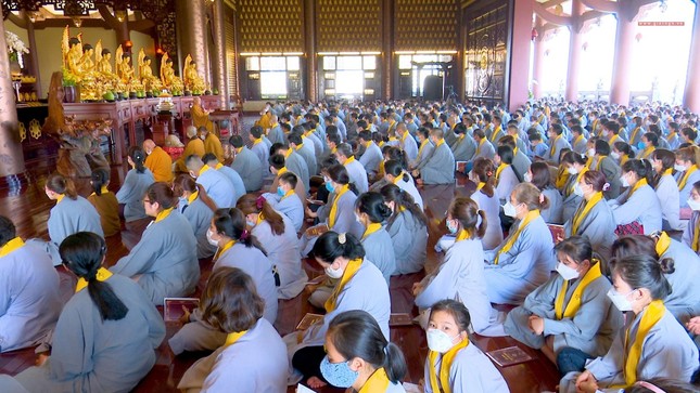 Gần 1.000 người quy y Tam bảo tại chùa Huê Nghiêm ảnh 8