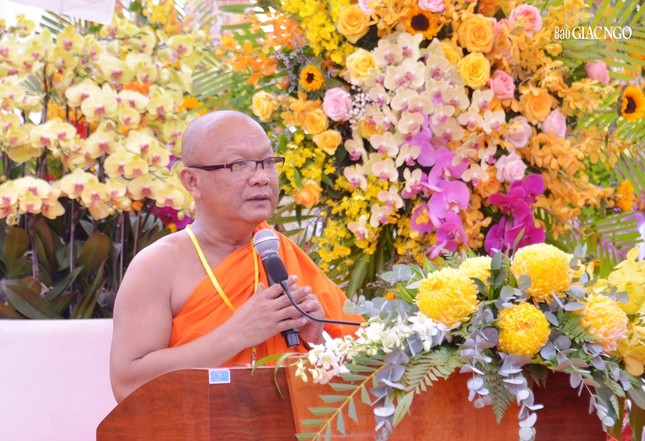 Đức Pháp chủ GHPGVN quang lâm Học viện Phật giáo Nam tông Khmer tại TP.Cần Thơ ảnh 15
