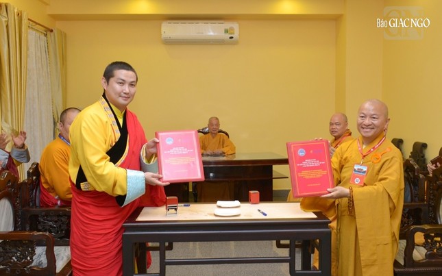 Học viện Phật giáo VN tại TP.HCM ký kết hợp tác với Học viện Naropa Phật giáo Mông Cổ ảnh 3