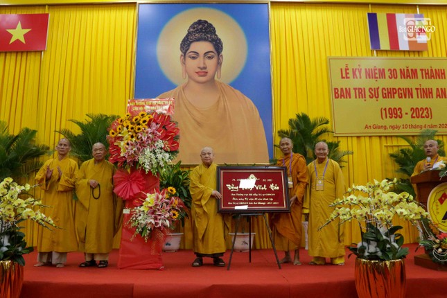 Giáo hội Phật giáo Việt Nam tỉnh An Giang trọng thể kỷ niệm 30 năm thành lập ảnh 21