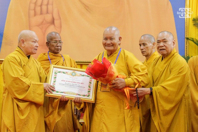 Giáo hội Phật giáo Việt Nam tỉnh An Giang trọng thể kỷ niệm 30 năm thành lập ảnh 23