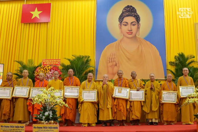 Giáo hội Phật giáo Việt Nam tỉnh An Giang trọng thể kỷ niệm 30 năm thành lập ảnh 24