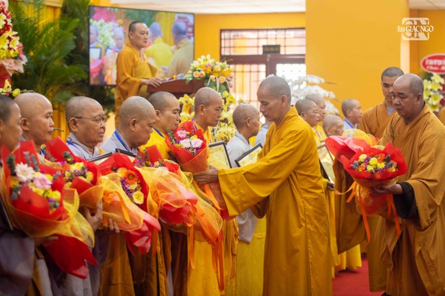 Giáo hội Phật giáo Việt Nam tỉnh An Giang trọng thể kỷ niệm 30 năm thành lập ảnh 32