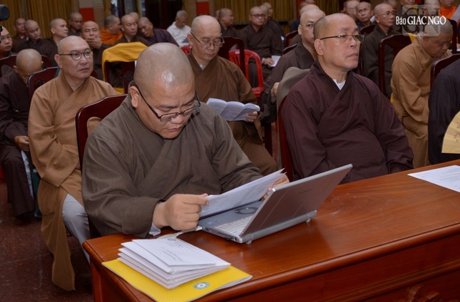 Ban Trị sự GHPGVN TP.HCM họp mở rộng phổ biến và trao đổi các Phật sự quan trọng ảnh 14