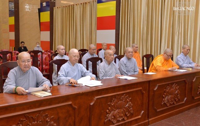 Ban Trị sự GHPGVN TP.HCM họp mở rộng phổ biến và trao đổi các Phật sự quan trọng ảnh 13