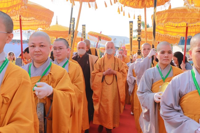 Trang nghiêm Đại lễ tưởng niệm Đức Thánh Tổ Ni, chư tôn đức Ni tiền bối hữu công Phật giáo Việt Nam  ảnh 13
