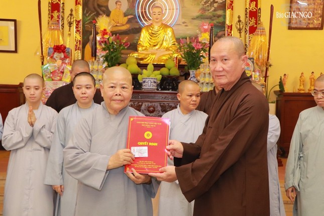 Phân ban Ni giới T.Ư triển khai Phật sự, ra mắt Ban Biên tập chuyên trang Ni giới online ảnh 8