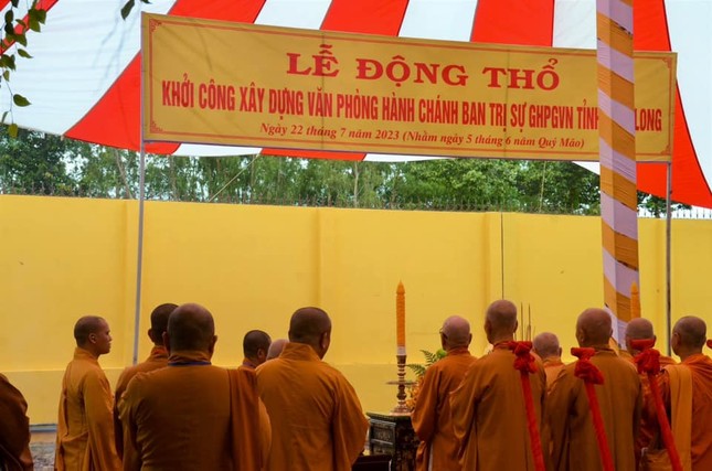 Vĩnh Long: Khai mạc khóa bồi dưỡng trụ trì và động thổ xây Văn phòng Ban Trị sự Phật giáo tỉnh ảnh 5