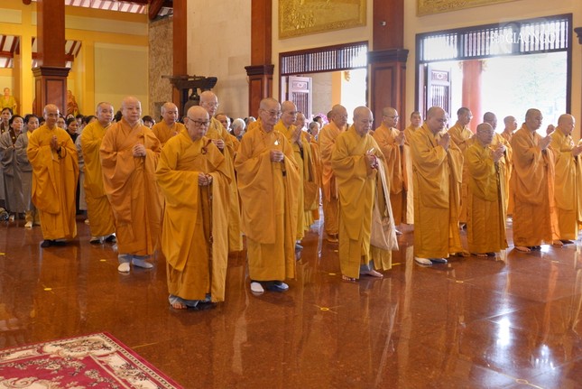 Sinh tiền, Hòa thượng Yoshimizu Daichi là một trong những vị giáo phẩm thường xuyên qua lại Việt Nam, tham dự nhiều sự kiện của Phật giáo ảnh 8