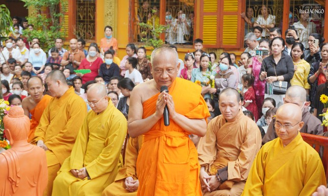 Chư tôn đức Giáo hội thực hiện lễ Tắm Phật và chúc Tết cổ truyền Chôl Chnăm Thmây ảnh 2