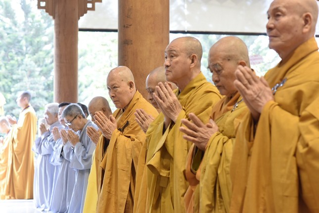 Lễ khánh thọ bách tuế Trưởng lão Hòa thượng - Thiền sư Thích Thanh Từ ảnh 8