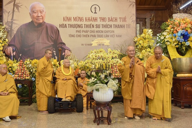 Lễ khánh thọ bách tuế Trưởng lão Hòa thượng - Thiền sư Thích Thanh Từ ảnh 17