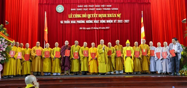 Hòa thượng Thích Thanh Quyết tiếp tục làm Trưởng ban Giáo dục Phật giáo T.Ư nhiệm kỳ IX (2022-2027) ảnh 17