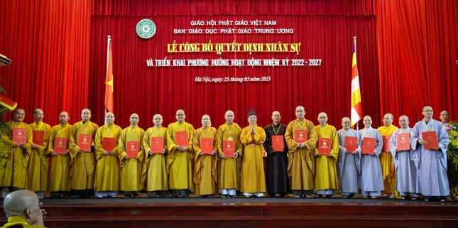 Hòa thượng Thích Thanh Quyết tiếp tục làm Trưởng ban Giáo dục Phật giáo T.Ư nhiệm kỳ IX (2022-2027) ảnh 18