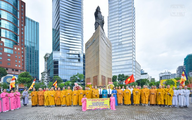 Tri ân Đức Thánh Trần Hưng Đạo