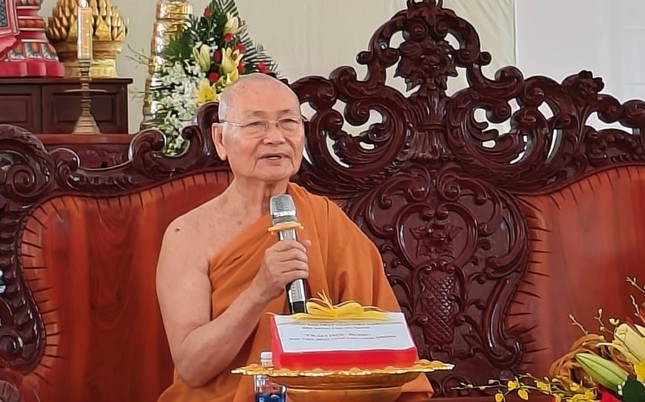 Trưởng lão Hòa thượng Viên Minh chia sẻ về học bổng Đức Nhuận do Hội đồng Chứng minh chủ trương thành lập