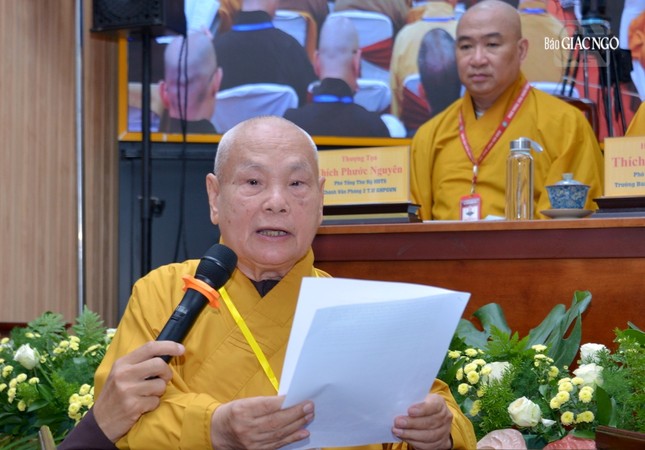 Trưởng lão Hòa thượng Thích Thiện Nhơn phát biểu khai mạc hội nghị
