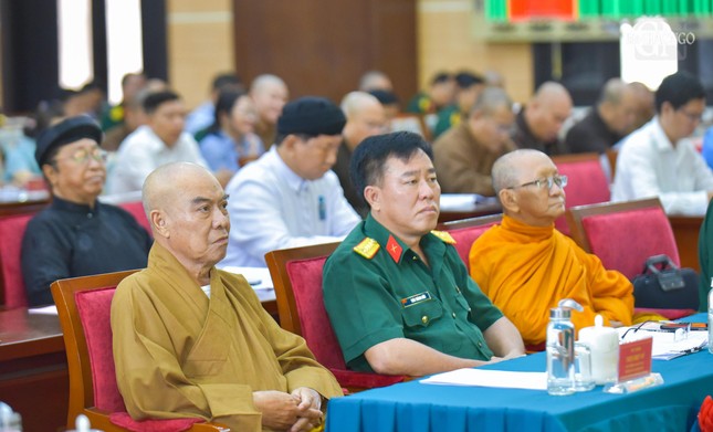 Chư tôn đức và đại biểu tham dự