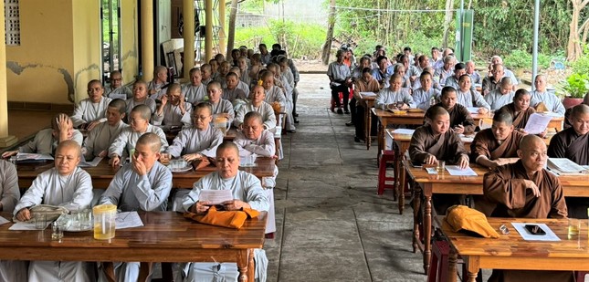 Chư tôn đức Tăng Ni, Phật tử tham dự
