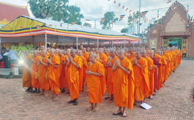 Chư Tăng hệ phái Nam tông Khmer tưởng niệm 4 vị Hòa thượng đã hy sinh vì dân tộc