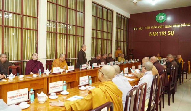 Quang cảnh buổi họp của Ban Thường trực Ban Trị sự tỉnh Đồng Nai