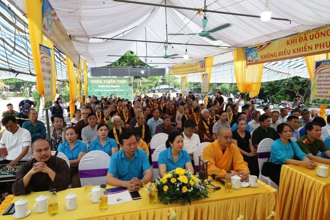 Đại biểu, người dân, Phật tử H.Bảo Thắng tham dự