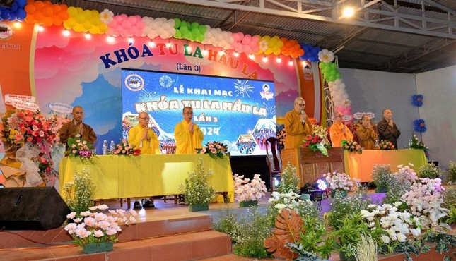 Chư tôn đức chứng minh, tham dự