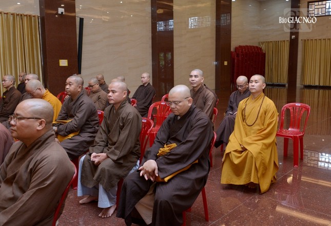Chư tôn đức các quận huyện tham dự