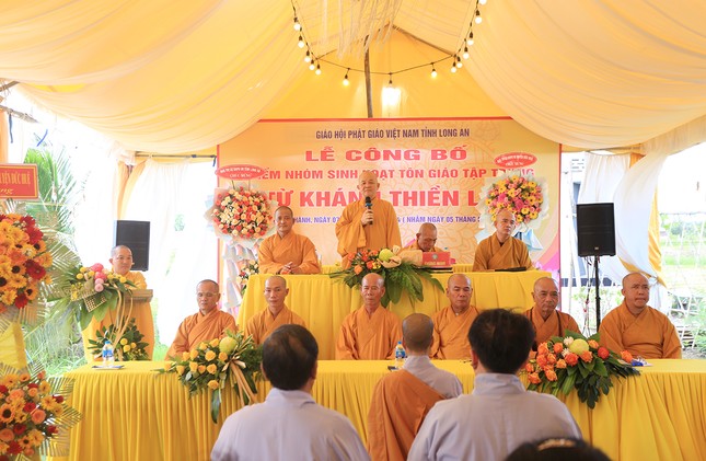 Hòa thượng Thích Minh Thiện đại lao chư tôn Hòa thượng chứng minh ban lời đạo từ