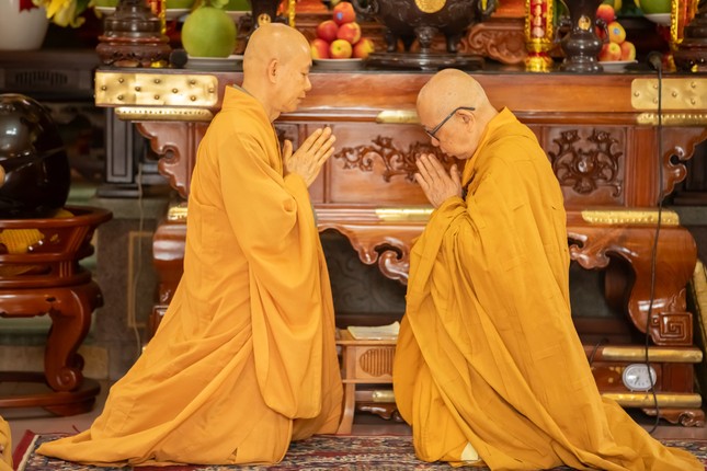 Đối thú an cư Đối thú an cư