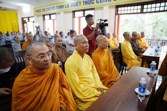 Trong mùa An cư kiết hạ chư Tăng Bắc tông an cư tại chùa Sắc Tứ Khải Đoan; chư Ni Bắc tông tại chùa Dược Sư; chư Tăng, Ni Hệ phái Khất sĩ tại tịnh xá Ngọc Quang