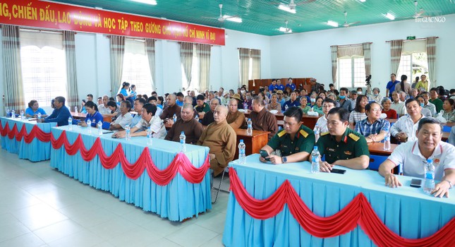 Đại biểu tham dự Đại biểu tham dự