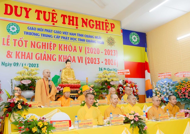 Thượng tọa Thích Nguyên Thành phát biểu chỉ đạo