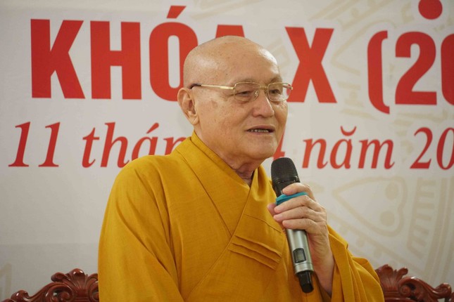 Trưởng lão Hòa thượng Thích Nhật Quang ban đạo từ
