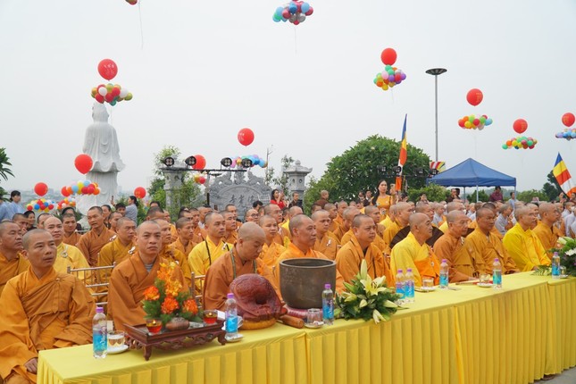 Chư Tăng tham dự buổi lễ