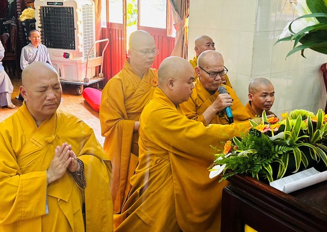 Hòa thượng Thích Thiện Nghĩa dâng lời cảm niệm