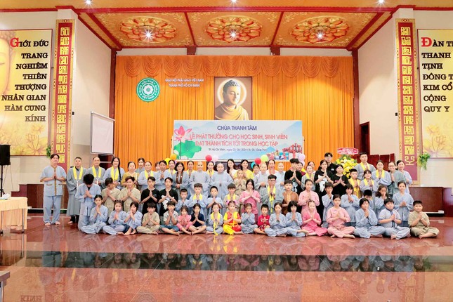 Lưu niệm tại buổi lễ