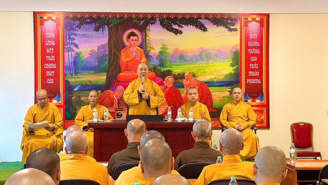 Hòa thượng Thích Thọ Lạc phát biểu